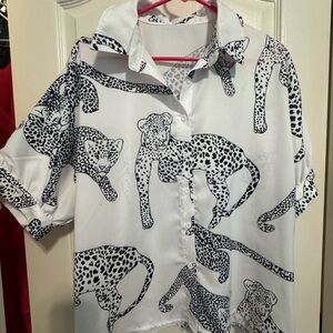 Chic Leopard Print Blouse - Black and White